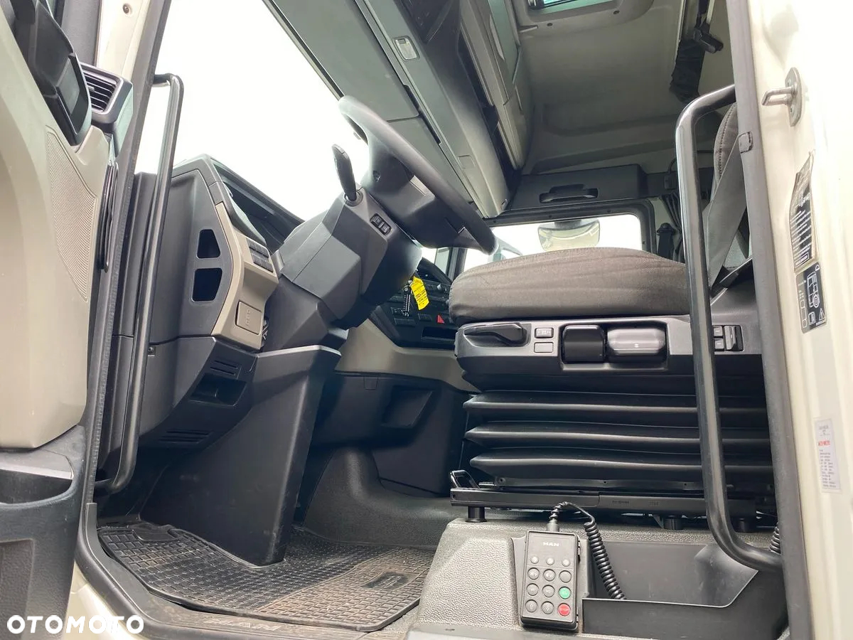 MAN TGX 18.470 4x2 LL CH - 10