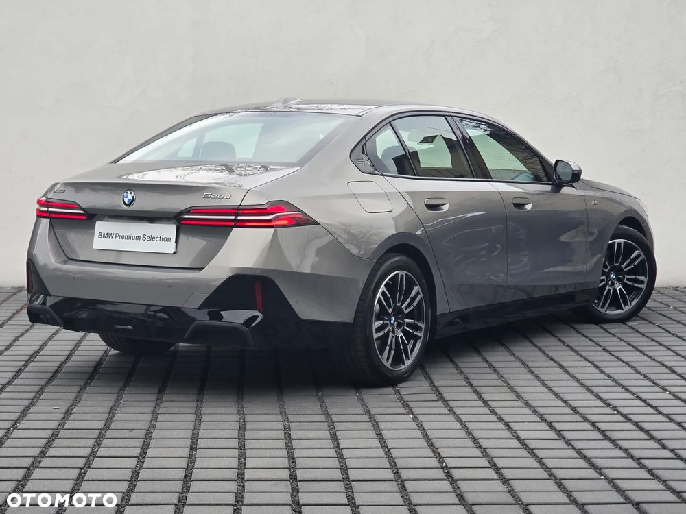 BMW Seria 5 520d xDrive mHEV M Sport - 5