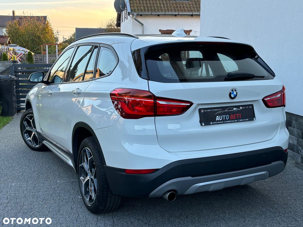 BMW X1 sDrive18d xLine - 19