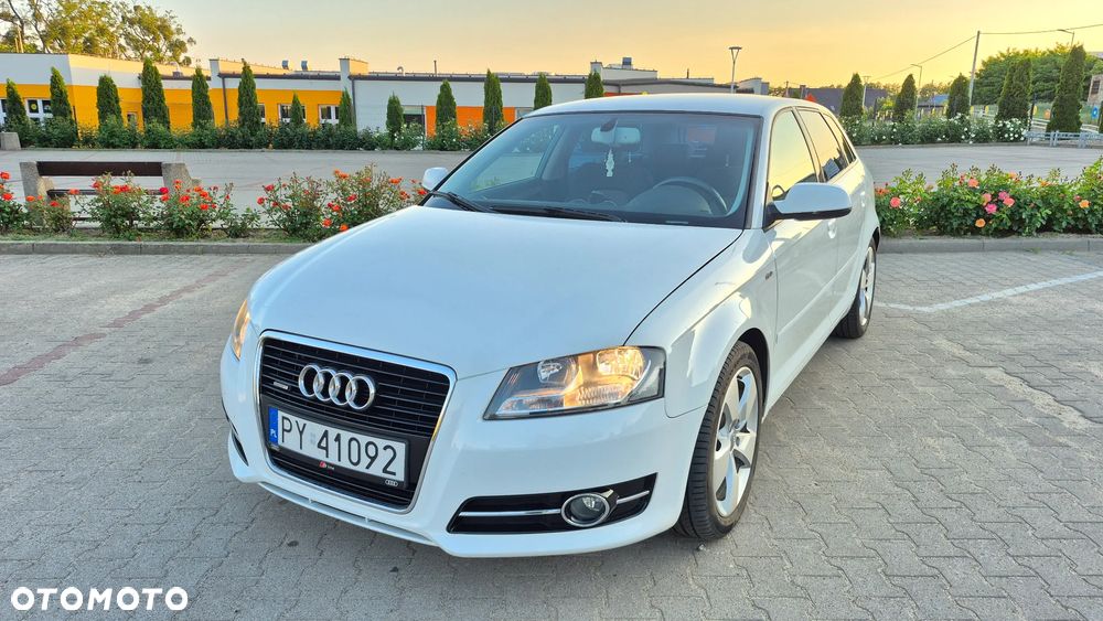 Audi A3 Sportback 2.0 TDI DPF Quattro Attraction - 2