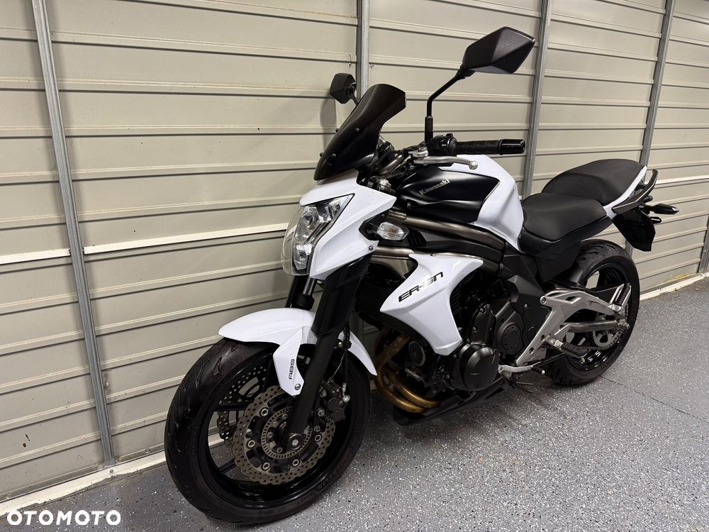Kawasaki ER - 10