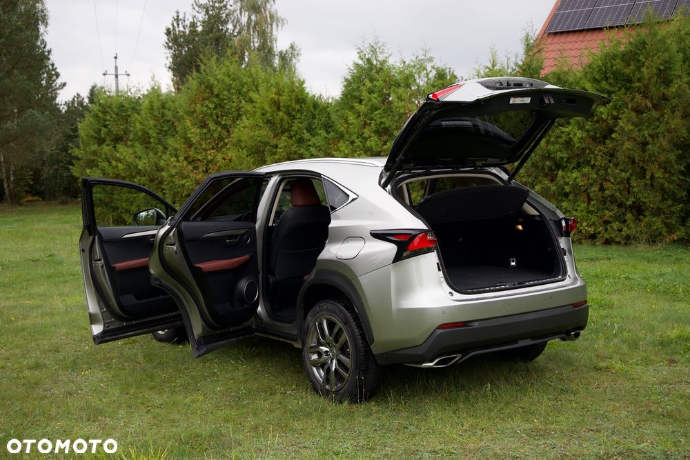 Lexus NX 200t Comfort AWD - 25