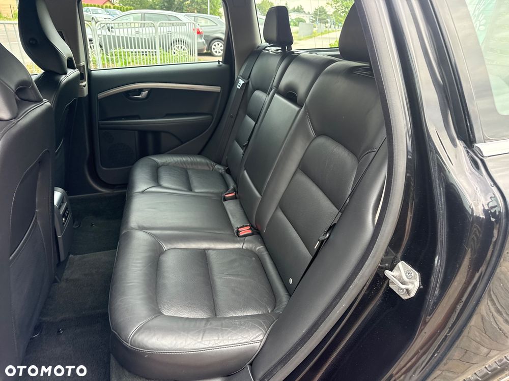 Volvo V70 D5 AWD Dynamic Momentum - 17