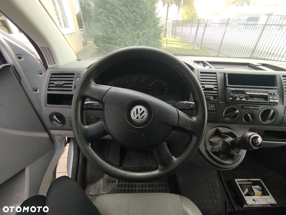 Volkswagen T5 - 2