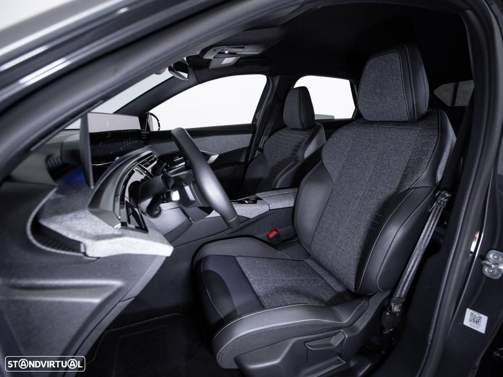 Peugeot E-3008 73 kWh Allure - 9