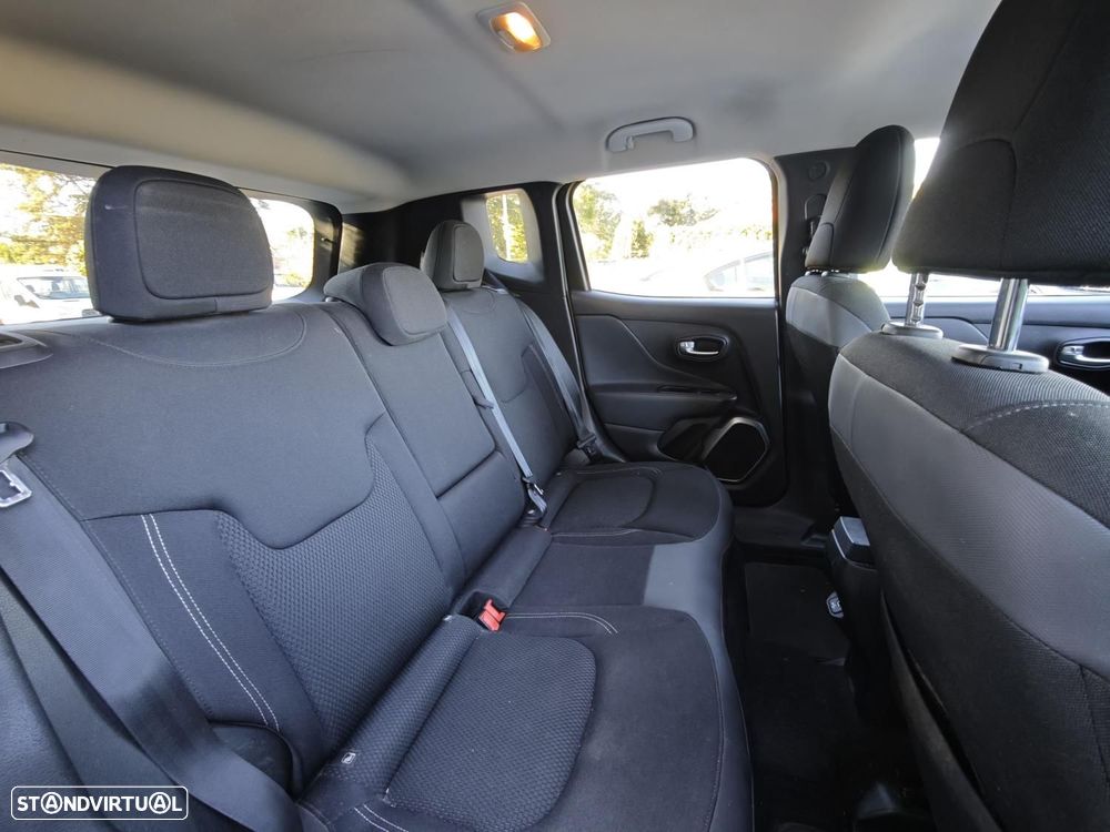 Jeep Renegade 1.6 MJD Limited - 34