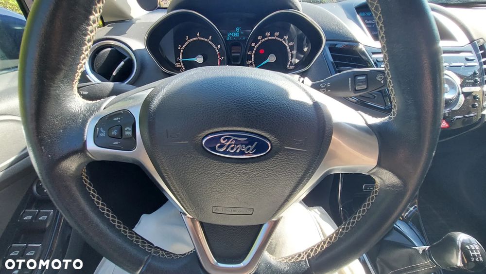 Ford Fiesta 1.0 EcoBoost STart-Stop Titanium - 13