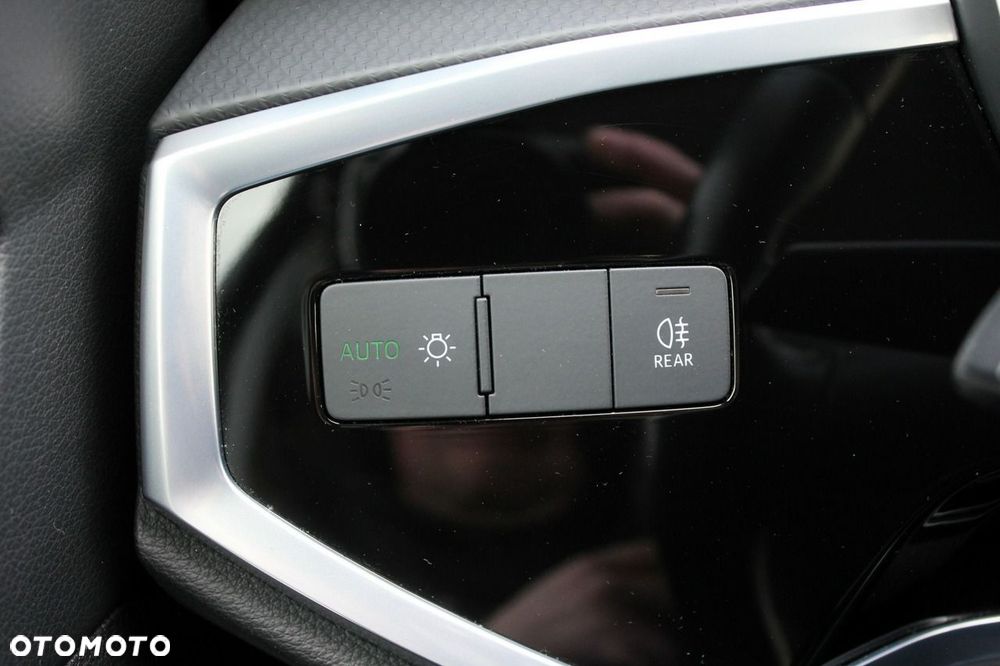 Audi Q3 40 TFSI Quattro S tronic - 23
