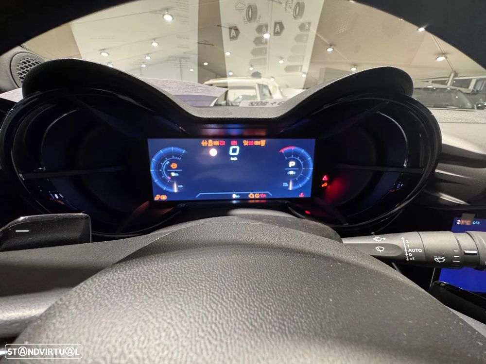 Alfa Romeo Junior 1.2 Sprint eDCT6 - 13