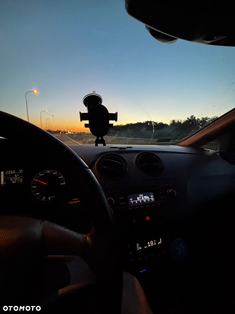 Seat Ibiza SC 1.6 TDI FR - 19