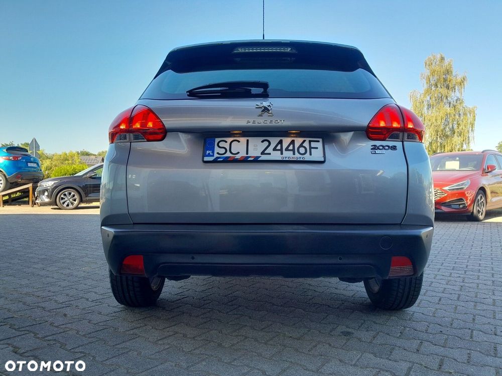Peugeot 2008 - 12