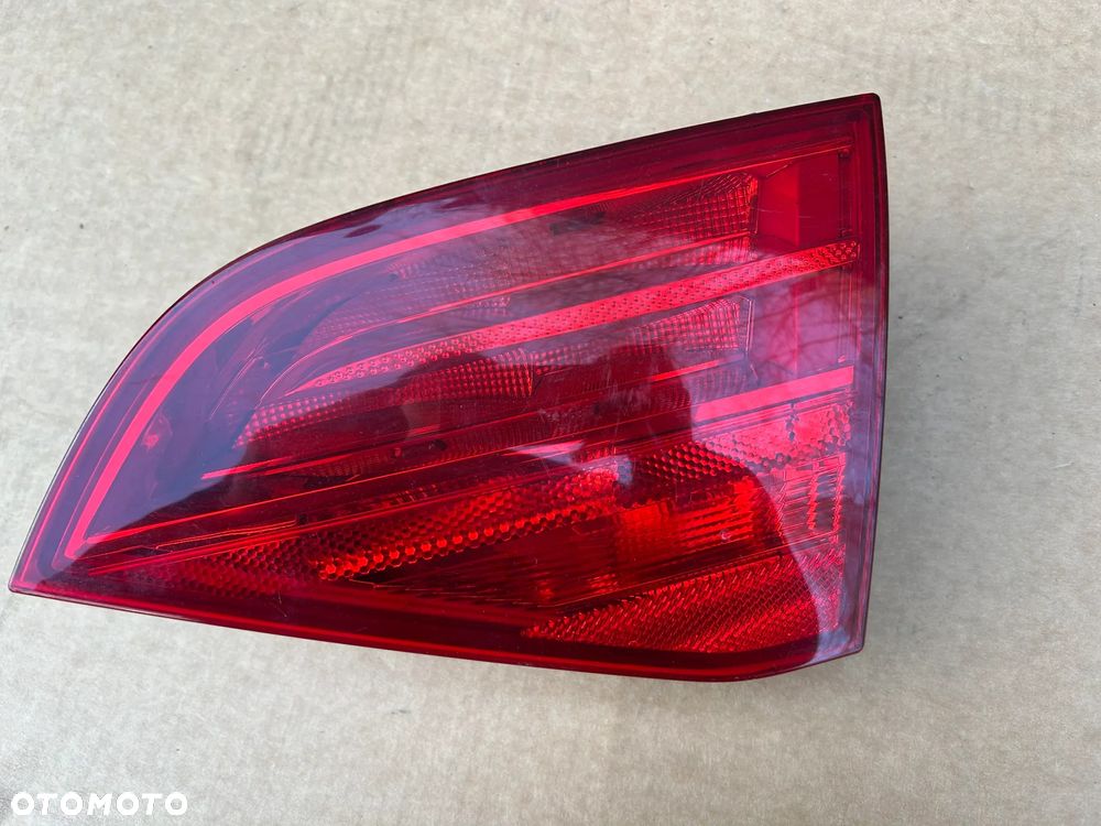 lampa prawa tylna tył klapy audi a4 b8 avant 21968002 - 1