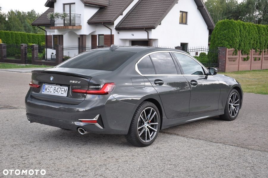 BMW Seria 3 320d Luxury Line - 4