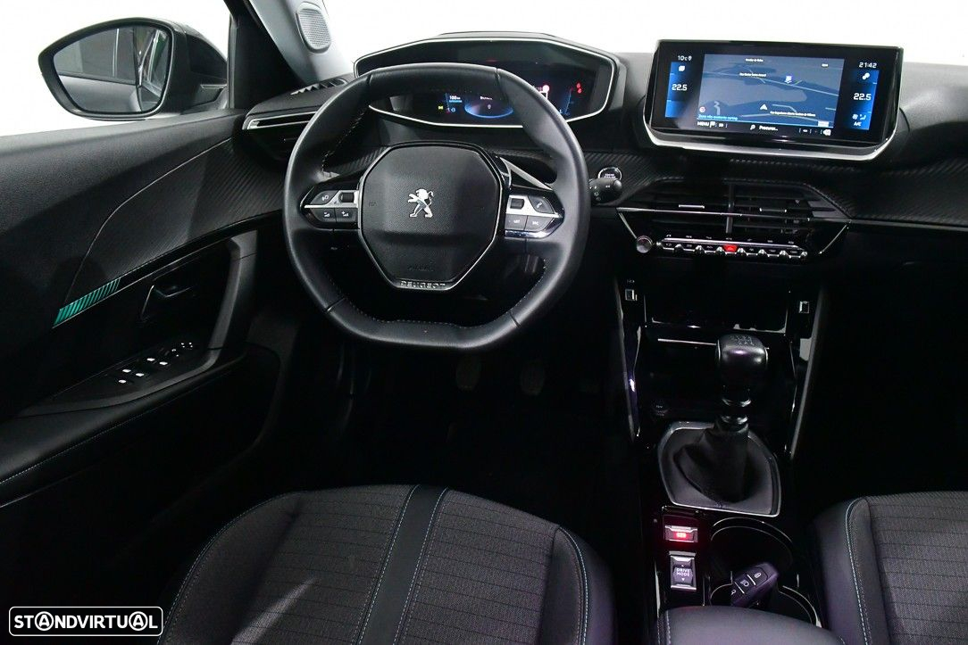 Peugeot 2008 - 11