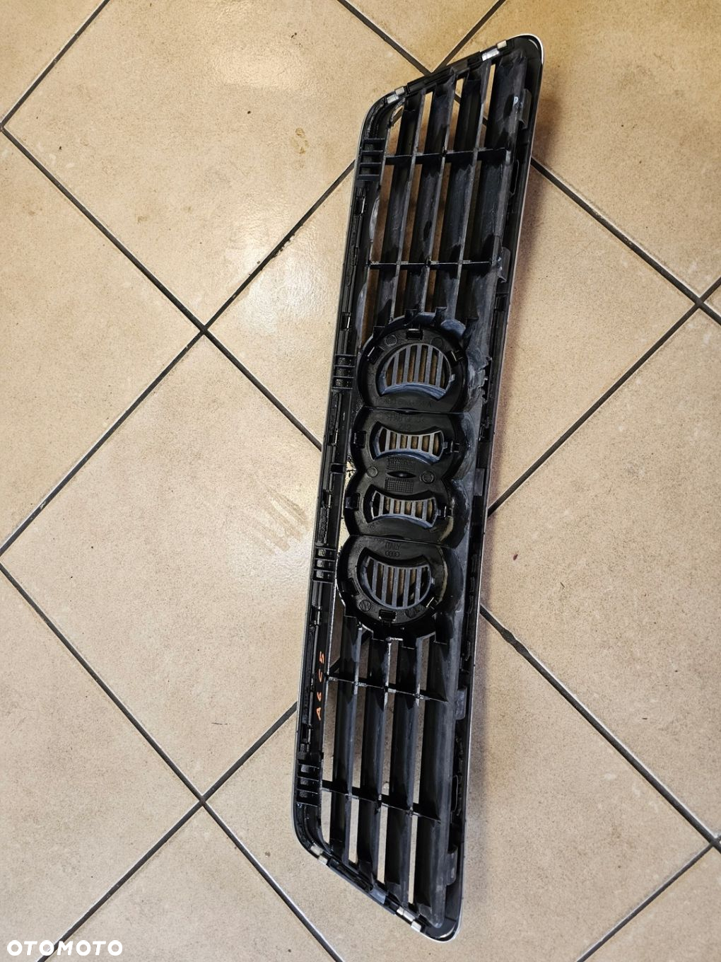 ATRAPA GRILL AUDI A6 C5 4B0853651A - 4