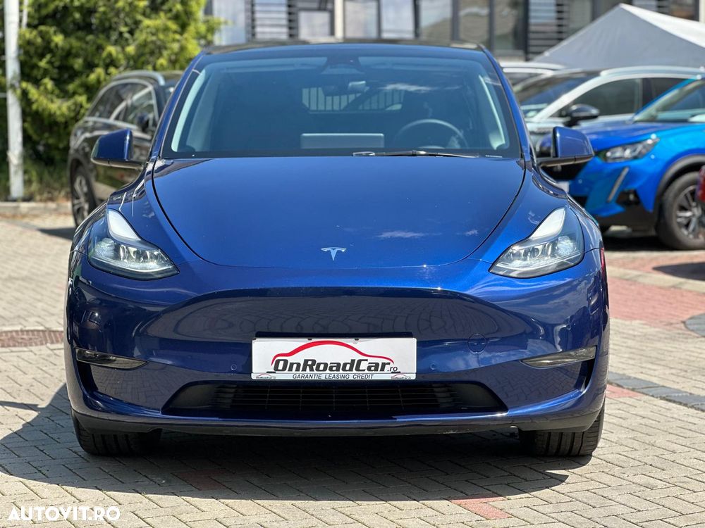 Tesla Model Y Long Range Dual Motor AWD - 14