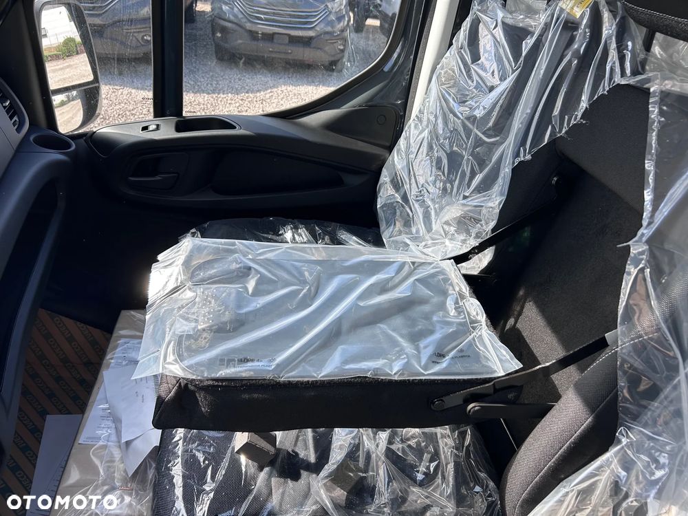 Iveco Daily 35S18HA8V 18m3 - 8