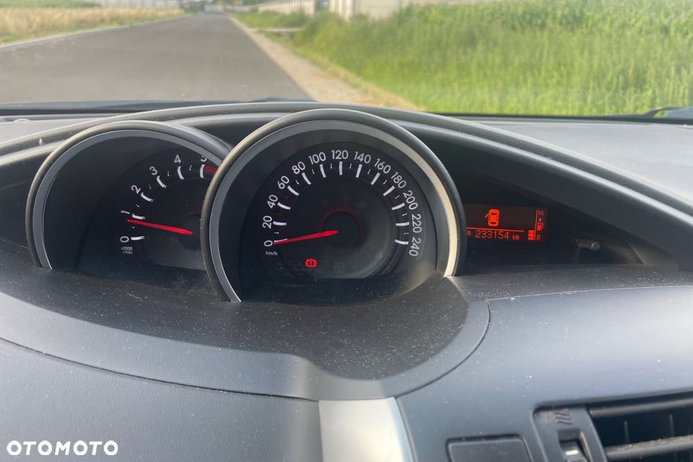 Toyota Verso 1.6 D-4D Premium - 10