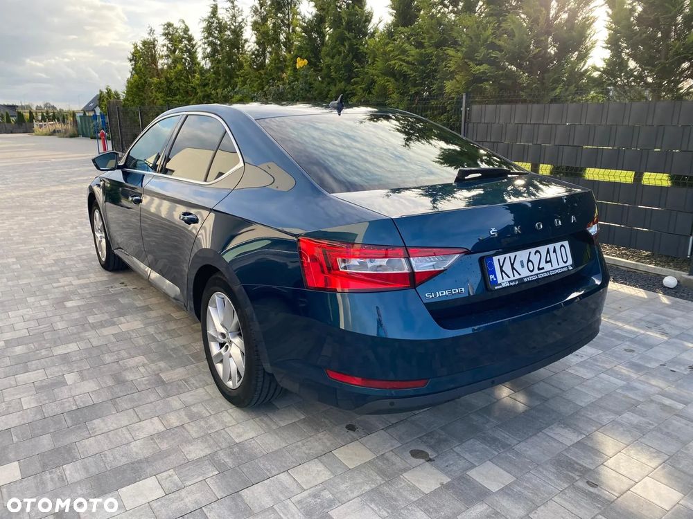 Skoda Superb 1.5 TSI Ambition DSG - 3