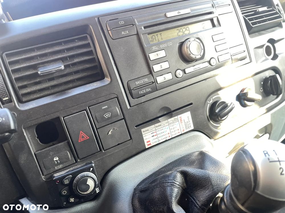Ford Transit - 6