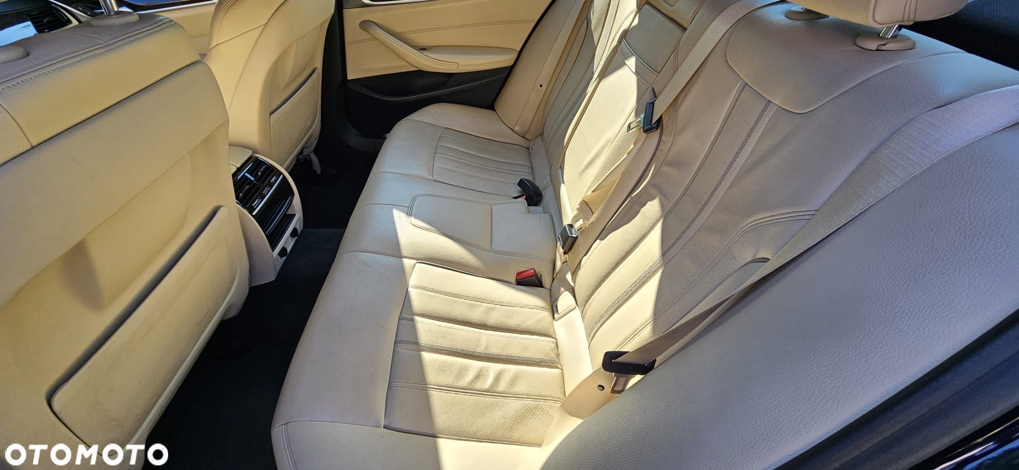BMW Seria 5 530i - 17