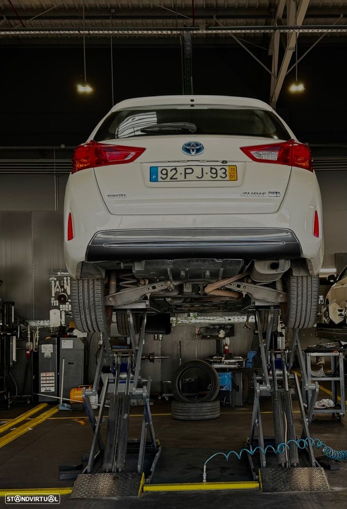 Toyota Auris Touring Sports 1.8 HSD Comfort+J17 - 34