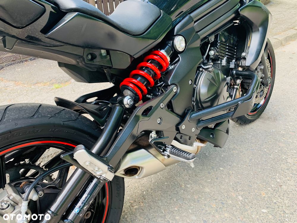 Kawasaki ER - 8