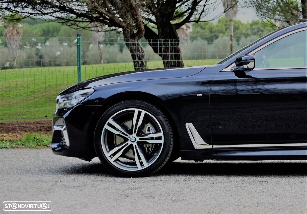 BMW 740 d xDrive Pack M Auto - 24