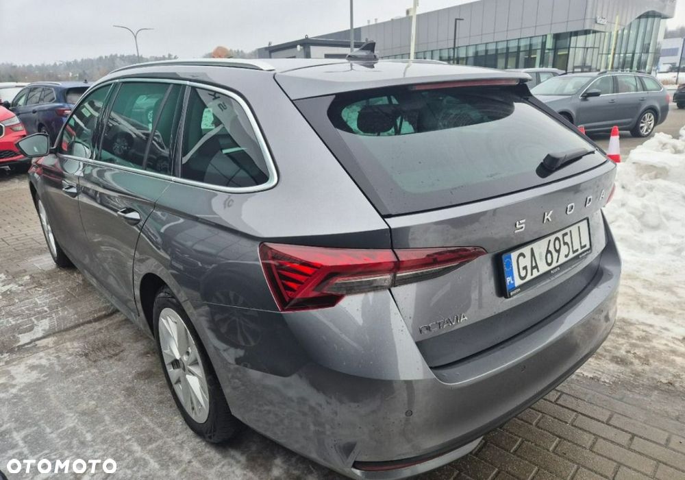 Skoda Octavia 1.5 TSI Selection - 7