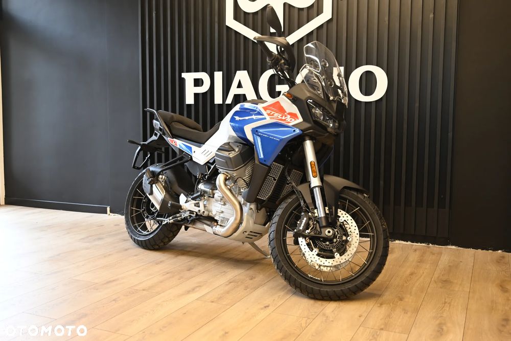 Moto Guzzi Stelvio - 1