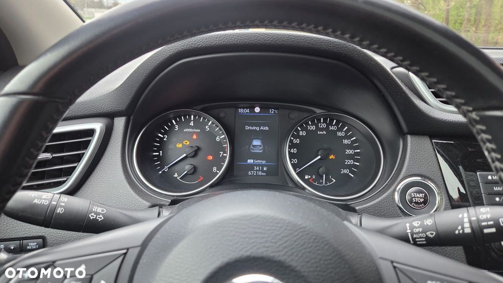 Nissan Qashqai 1.3 DIG-T N-Connecta EU6d - 6