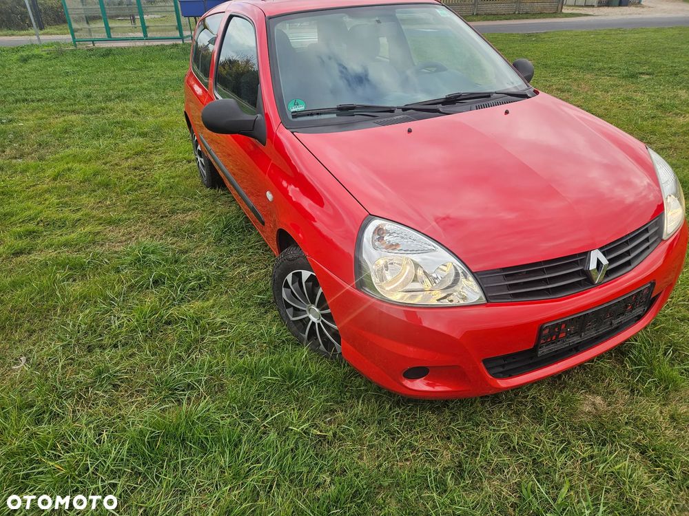 Renault Clio 1.2 16V Campus - 4