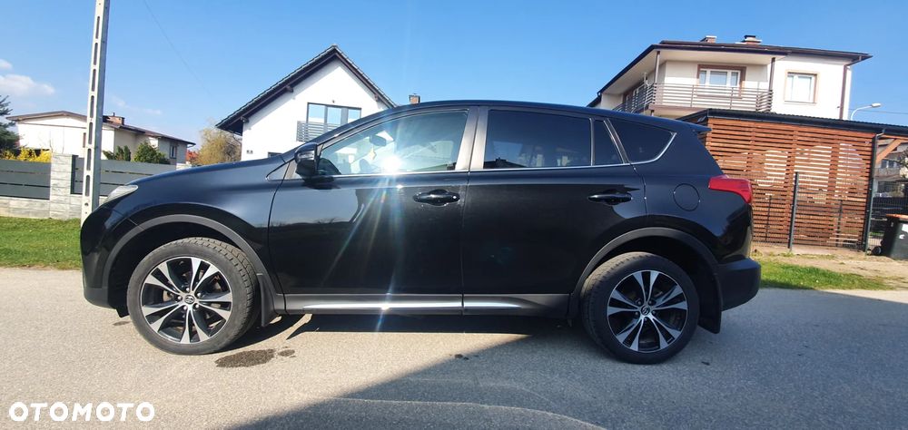 Toyota RAV4 2.0 D-4D Prestige - 11