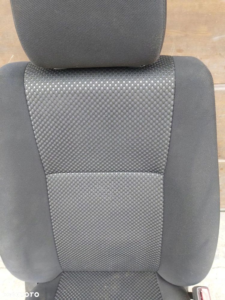 Suzuki Grand Vitara II JT Fotel prawy przód air bag 5D - 12