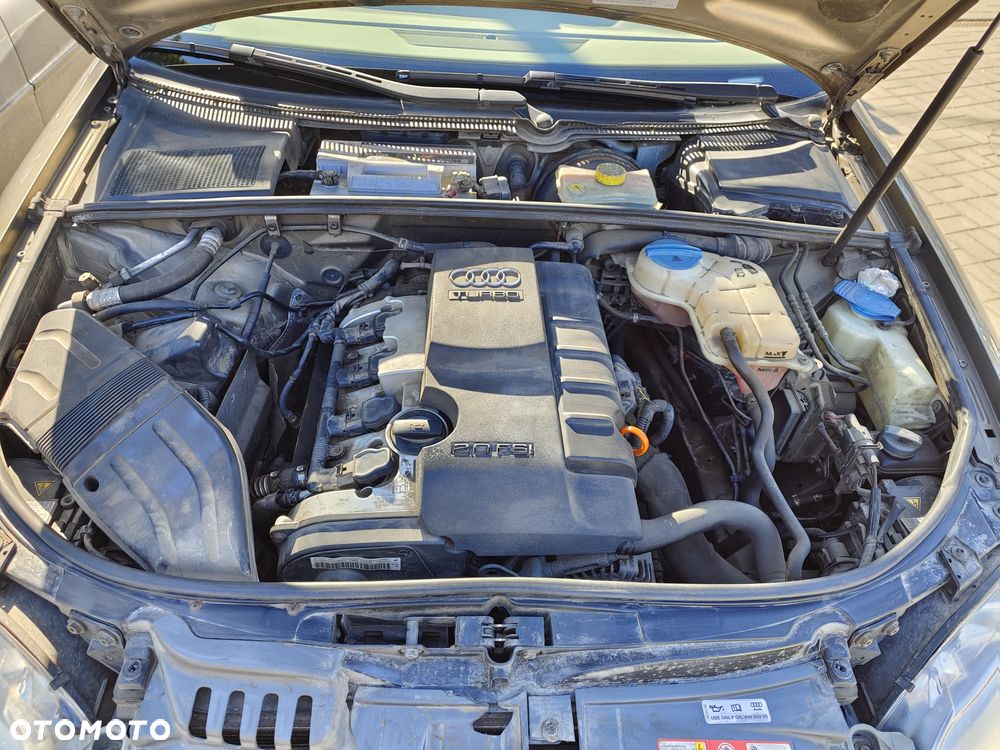 Audi A4 Limousine 2.0 T FSI multitronic - 26