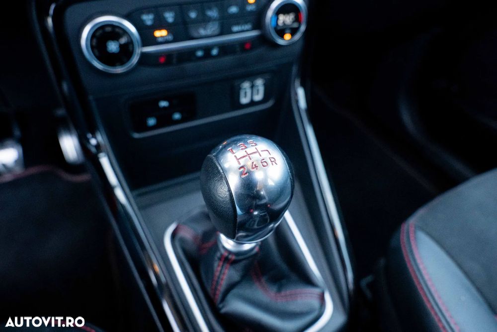 Ford EcoSport 1.0 EcoBoost ST-Line - 19