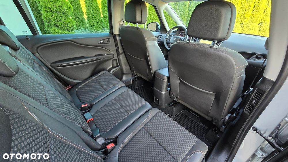 Opel Zafira - 33