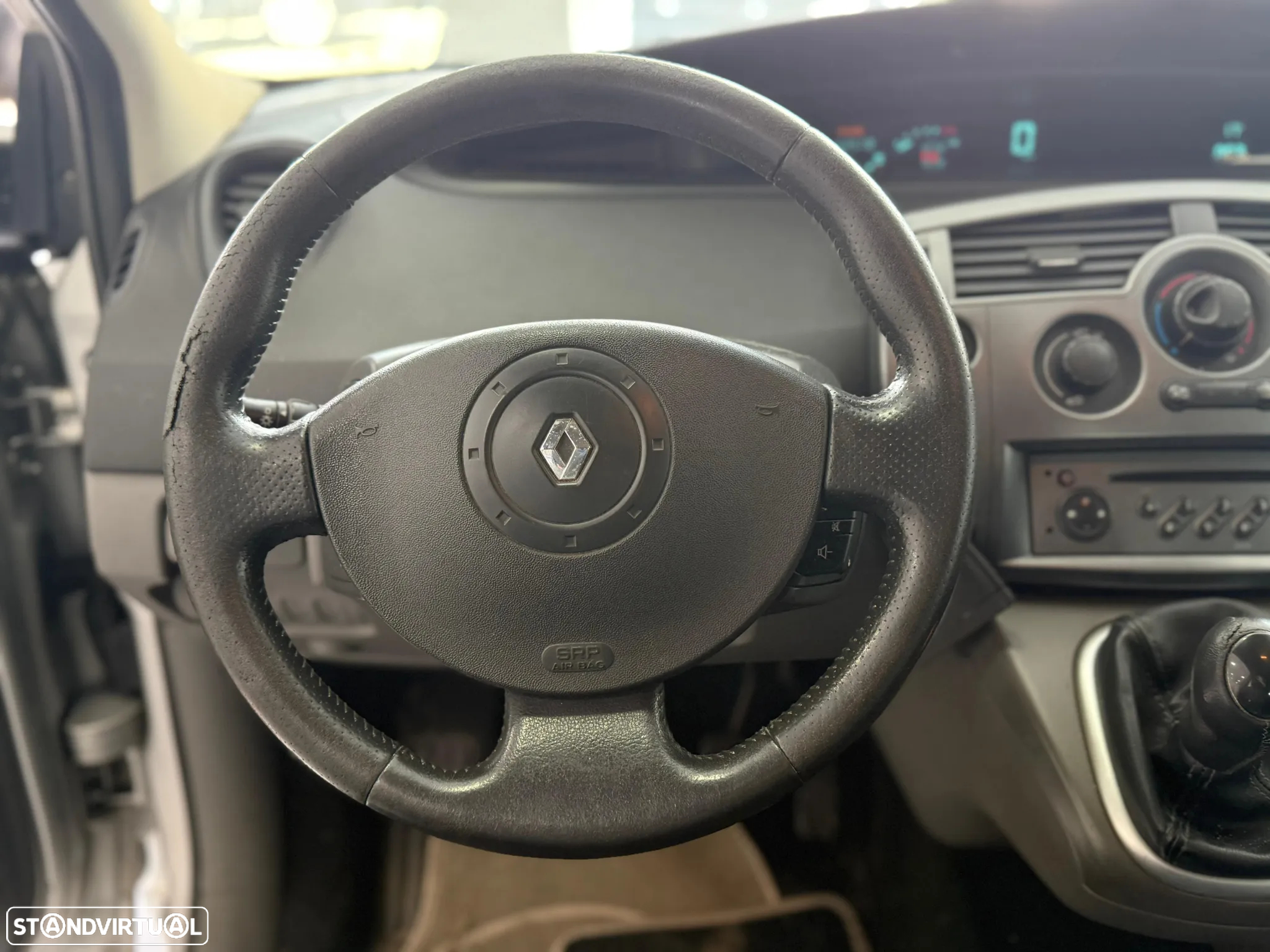 Renault Scénic 1.5 dCi Dynamique - 8