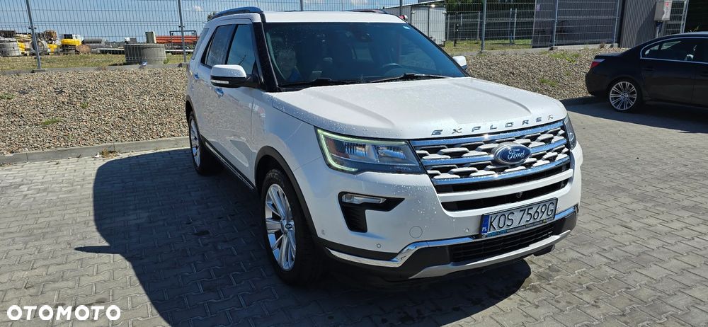 Ford Explorer - 2