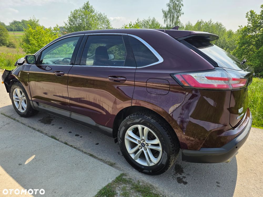 Ford Edge - 4