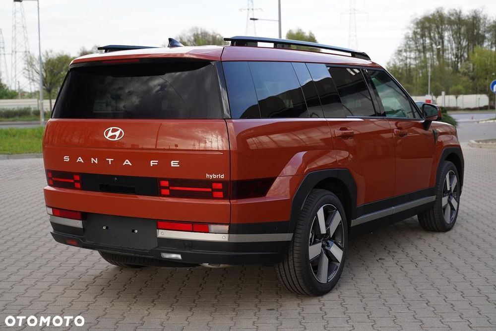Hyundai Santa Fe - 4