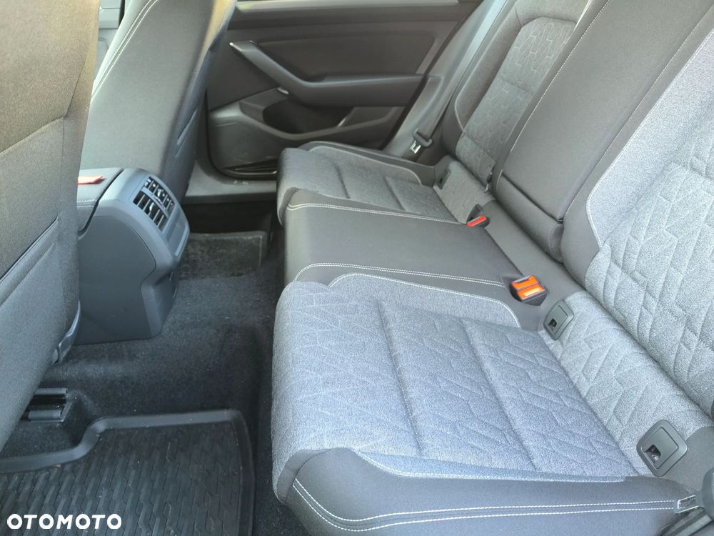 Volkswagen Passat 1.5 TSI EVO Business DSG - 18