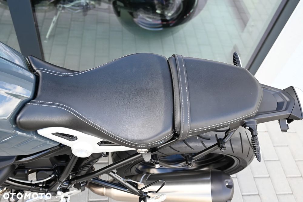 BMW R - 27