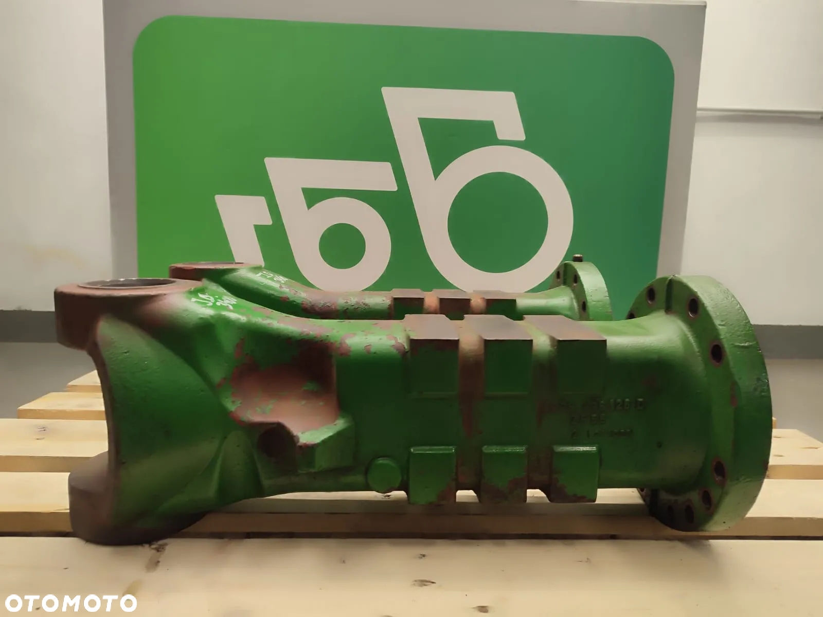 Pochwa mostu 4475436126 JOHN DEERE 3400 - 2