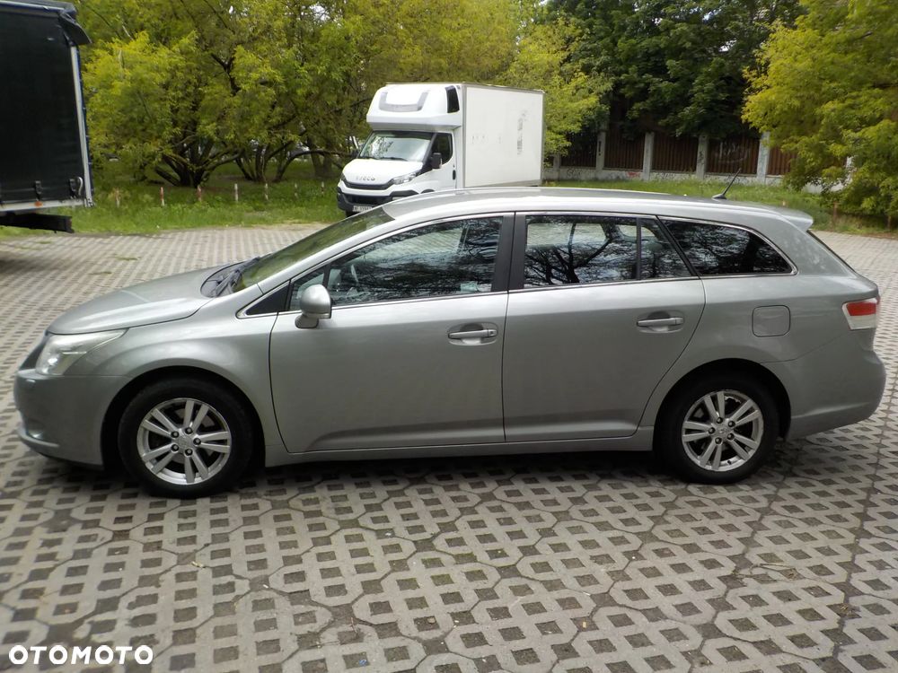 Toyota Avensis 2.0 D-4D Platinium - 7