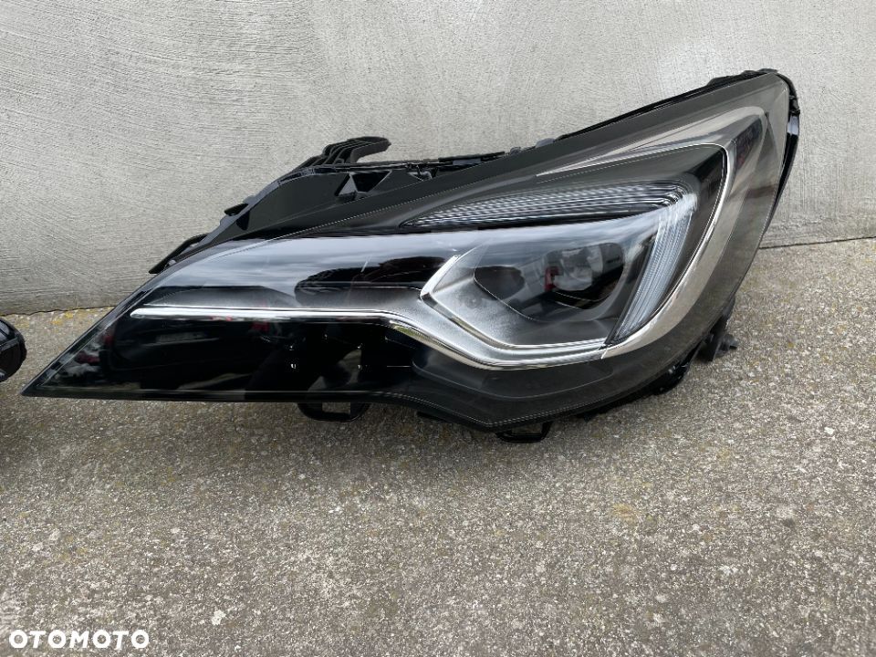 LAMPY PRZEDNIE OPEL ASTRA K 2015-- NOWE ZKW FULL LED - 2