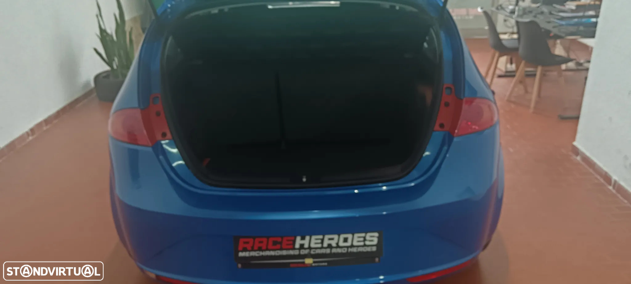 SEAT Leon 1.6 TDI DPF Ecomotive Style Copa - 6