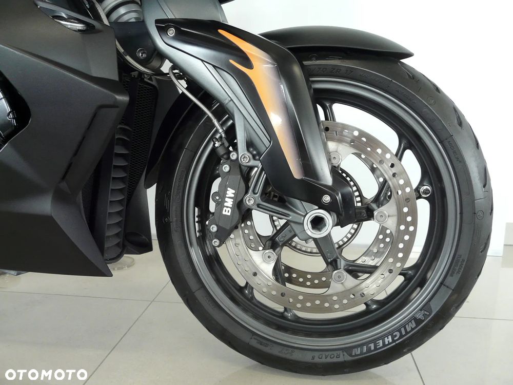 BMW K - 7