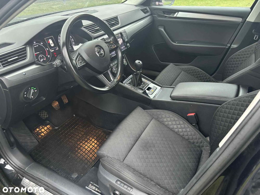 Skoda Superb 2.0 TDI Ambition - 18