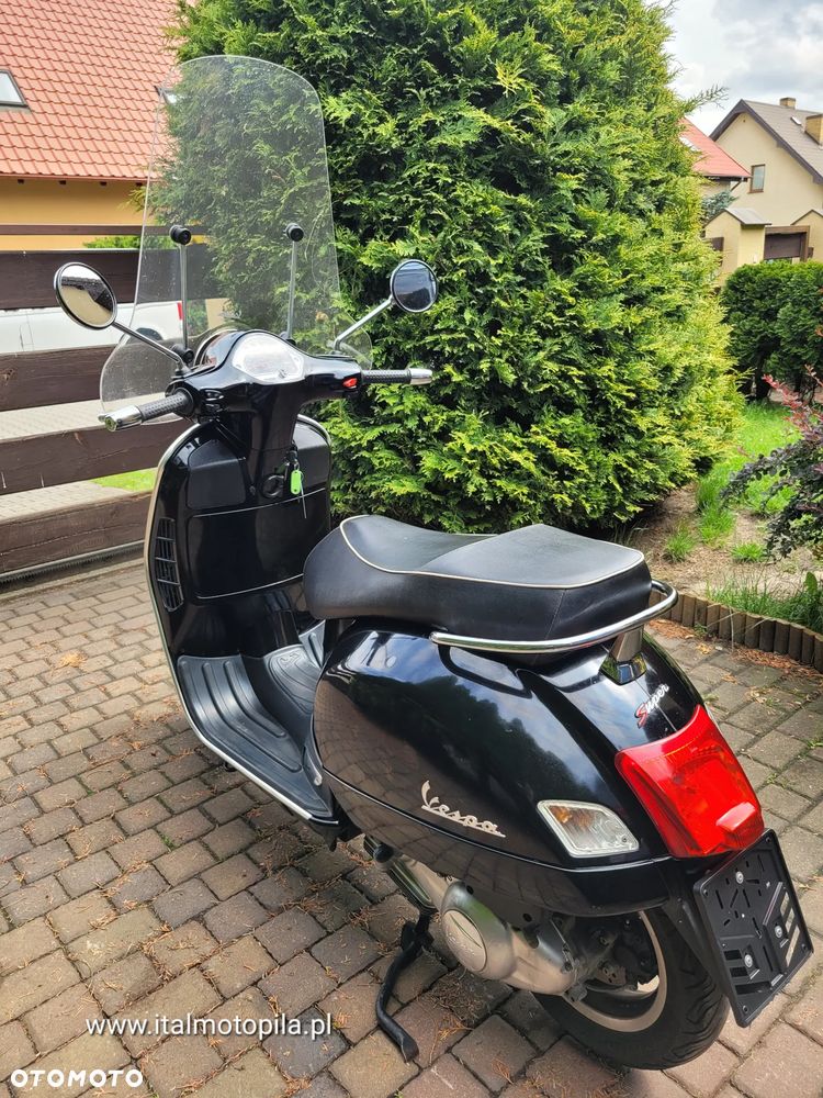 Piaggio Vespa - 28